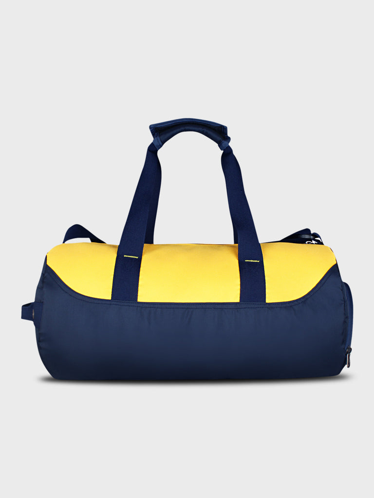 YELLOW NIKE DUFFLE BAG in yellow